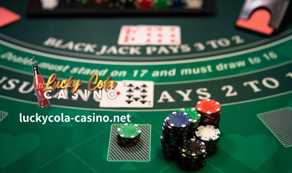 Kapag sinusuri ng isang manlalaro ang larong blackjack, isa ito sa mga pangunahing salik na dapat niyang isaalang-alang.