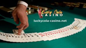 Laban sa 72o (ang tinatawag na pinakamasamang kamay sa poker), ang 32o ay may 65% na posibilidad na matalo! Ginagawa itong isa sa mga pre-flop poker hands na madalas na nakatiklop.