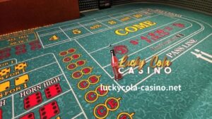 Ang isa pang paraan upang masuri ang "halaga" ng isang taya ng craps ay ang oras-oras na gastos nito. Sa isang well-regulated craps table, ang mga dice ay pinagsama nang halos 100 beses sa isang oras.