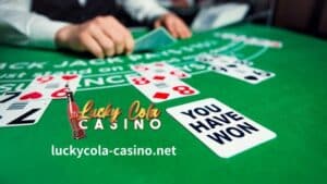Ang diskarte sa paglalaro ng Hard 15 ay halos kapareho ng pangunahing multi-deck na diskarte sa blackjack na inilarawan sa itaas, na may isang pagbabago sa pagsuko.